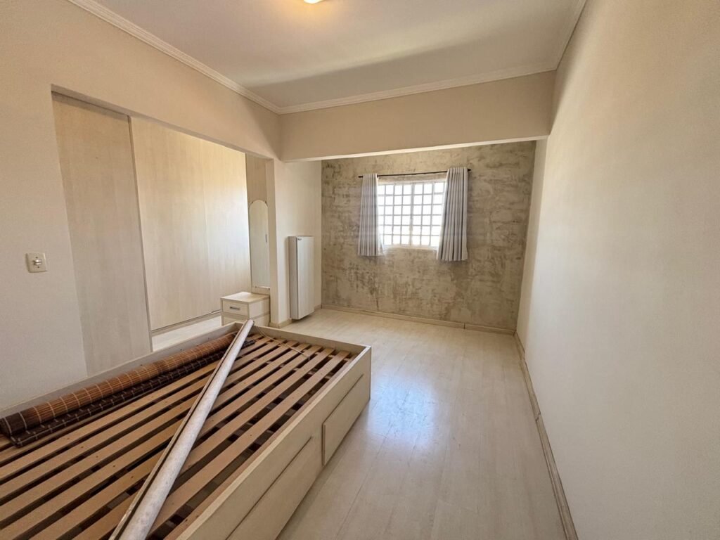 WhatsApp Image 2025-09-24 at 12.07.03 (1)