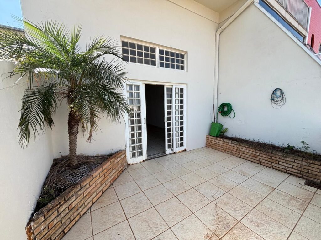 WhatsApp Image 2025-09-24 at 12.07.07 (1)