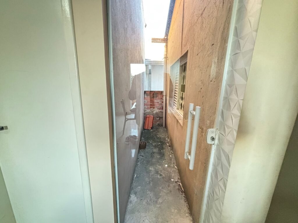 WhatsApp Image 2025-09-24 at 17.34.00 (2)