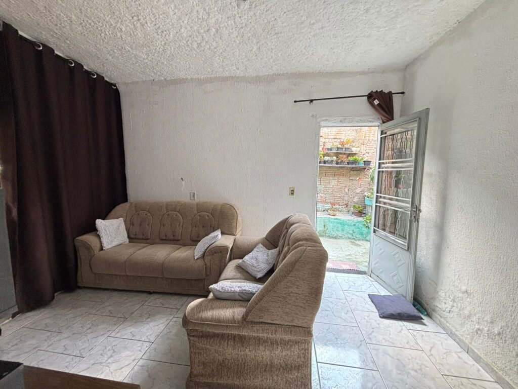 WhatsApp Image 2025-10-14 at 14.38.28 (2)