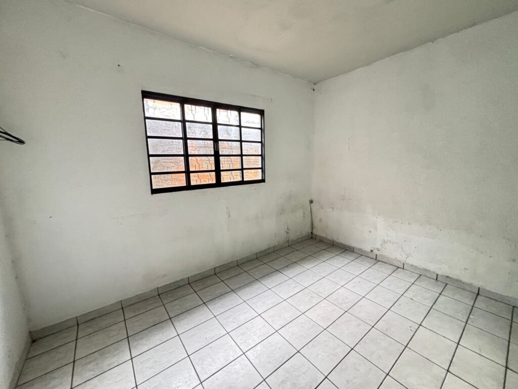 WhatsApp Image 2025-10-14 at 15.50.43 (4)