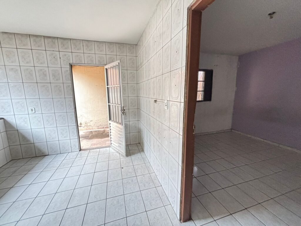 WhatsApp Image 2025-10-14 at 15.50.44 (4)