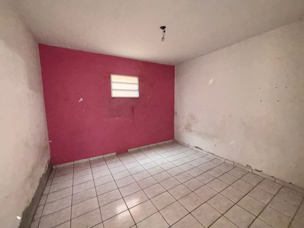 WhatsApp Image 2025-10-14 at 15.50.46 (1)