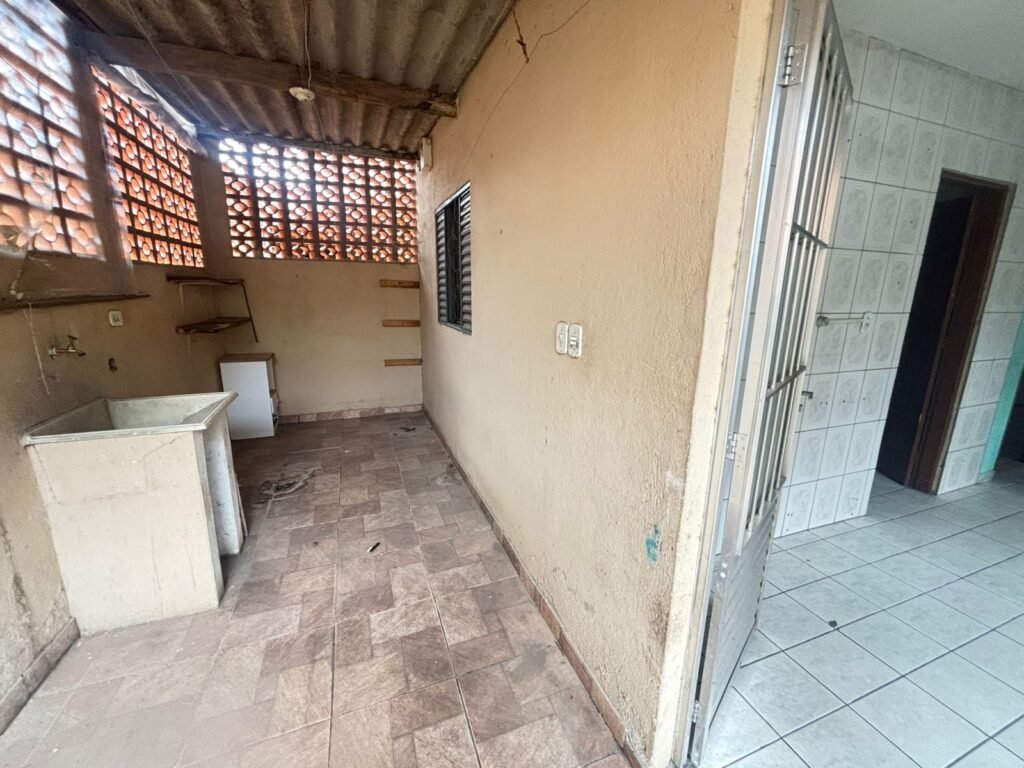 WhatsApp Image 2025-10-14 at 15.50.47